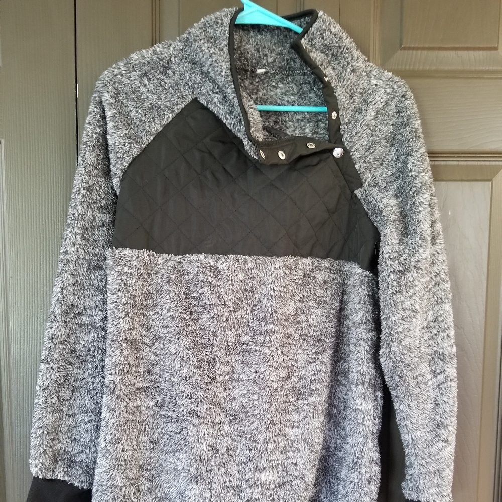 Pullover Sweater